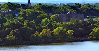 Cheap Newburgh Vacation Packages