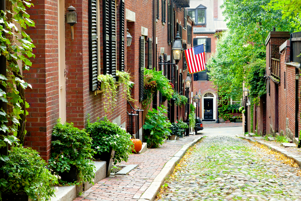 Your Ultimate Guide to Getting Around in Historical Boston Miles Away