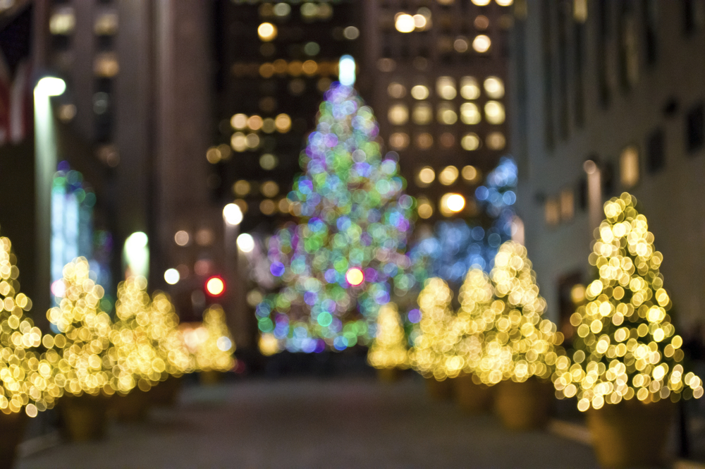 11 Christmas Trees Around the World Miles Away
