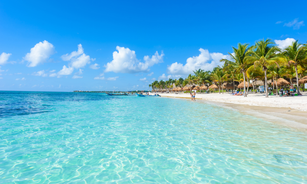 Cancun Black Beach Weekend