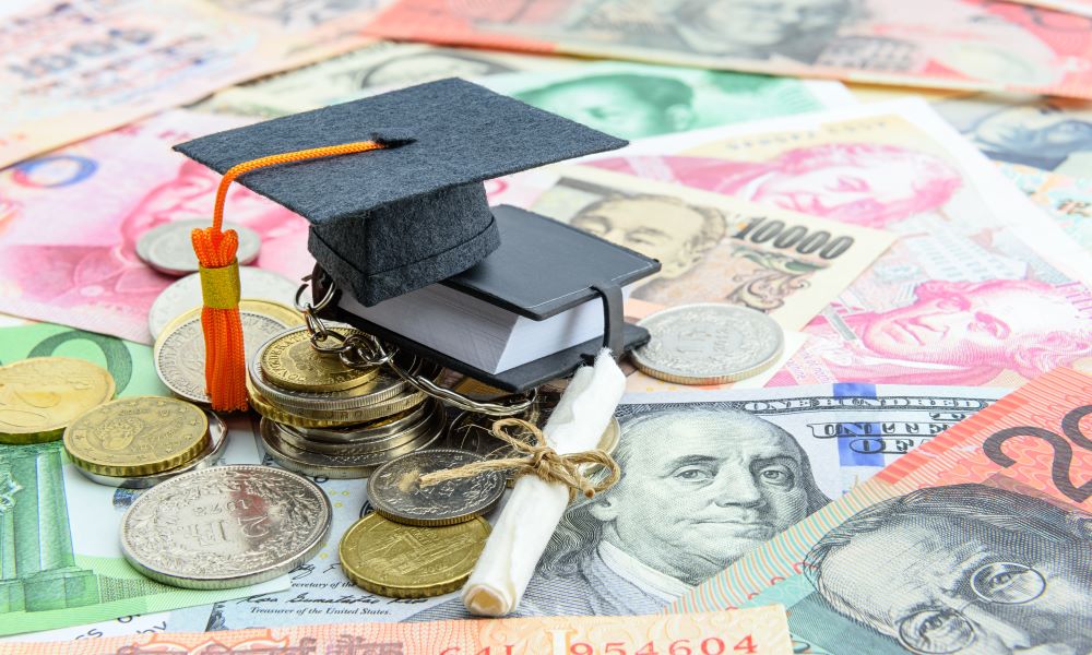 8 Tips for How to Find a Study Abroad Program! CheapOair MilesAway