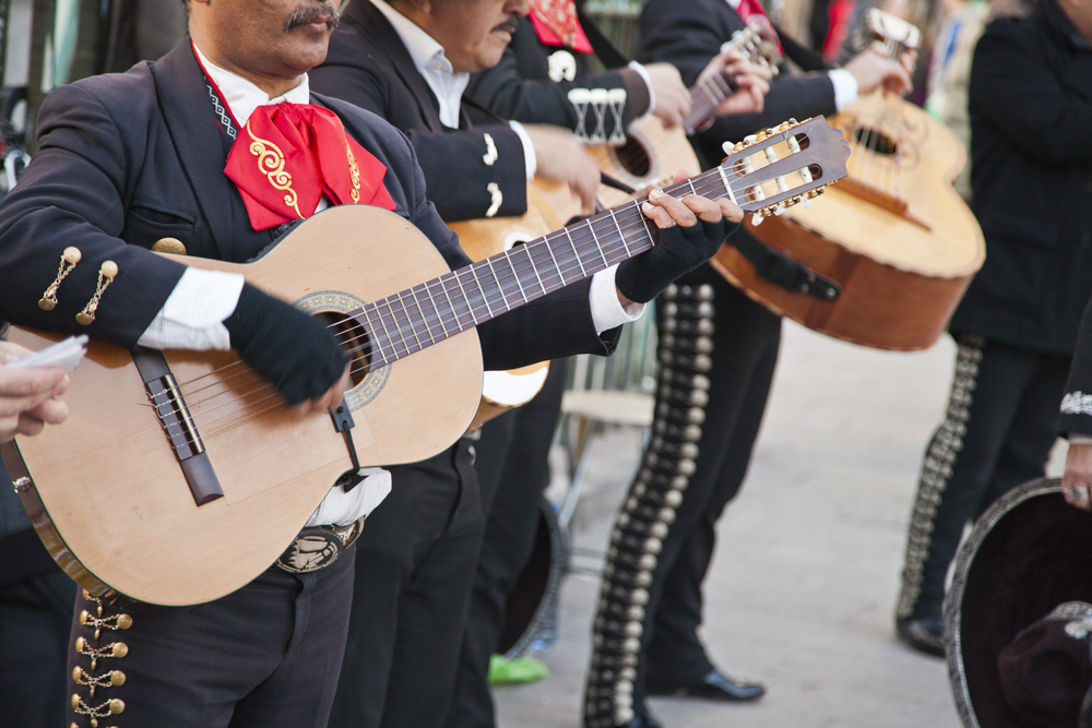 mariachi in the market