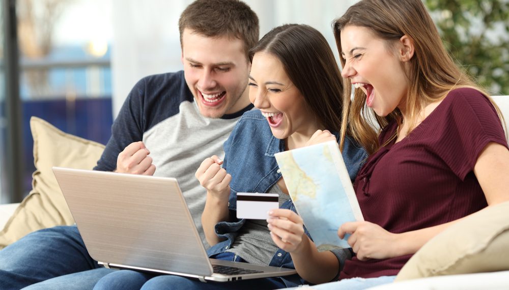 What Are the Cheapest Days to Book a Flight